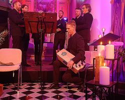 Na zdjęciu zespół Jerycho podczas koncertu w kościele